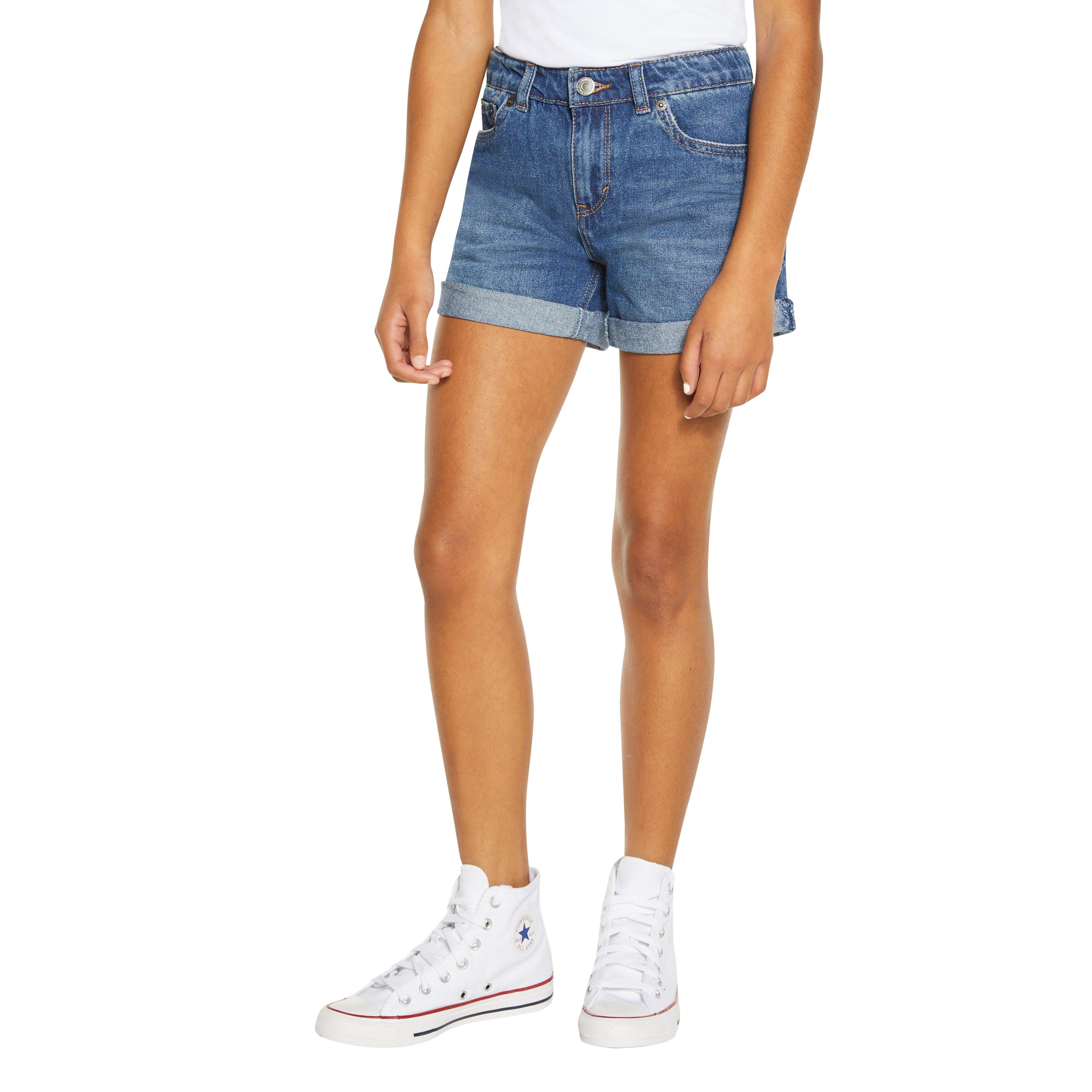 Levi's Big Girls' Girlfriend Fit Roll-Up Medium Blue Wash Denim Shorty Shorts - BLUE